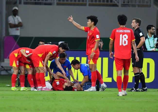 Tổng quan sòng bạc trực tuyến người chia bài thật tại nn88 bet